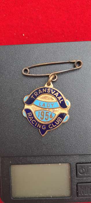 Rare!! 1956 Transvaal Racing Club LADY (HORSE RACING)-Enamel Badge- No 249