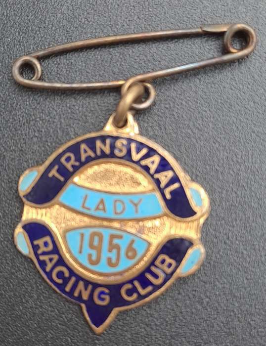 Rare!! 1956 Transvaal Racing Club LADY (HORSE RACING)-Enamel Badge- No 249
