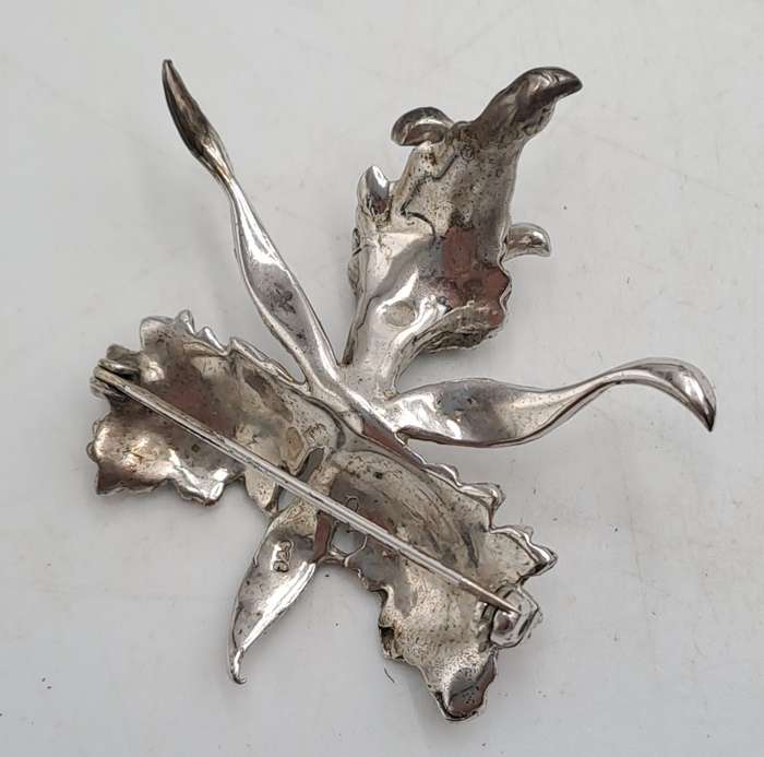 Vintage Marcasite Brooch -White Metal 4,5cm x 5,2cm