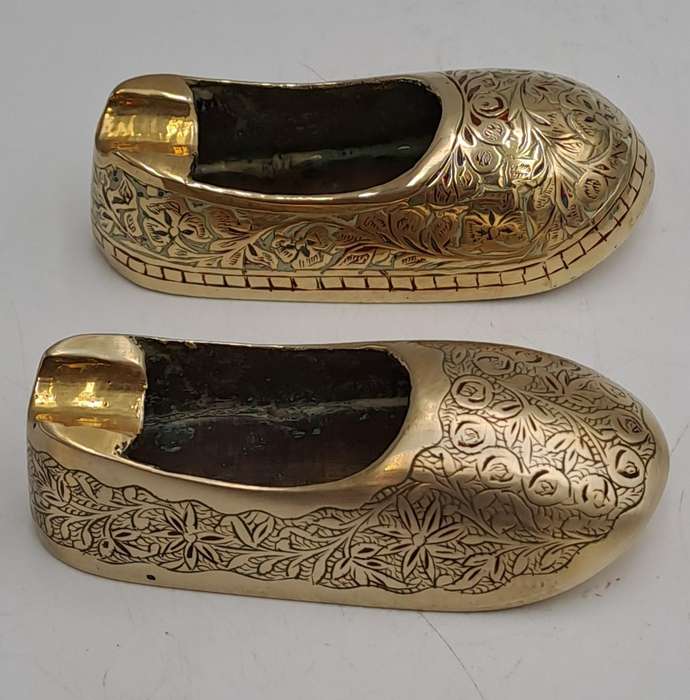 2 Vintage Brass shoe Ashtrays (Not a Pair)