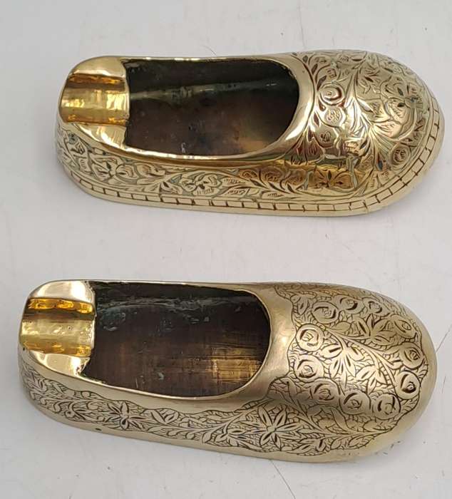 2 Vintage Brass shoe Ashtrays (Not a Pair)