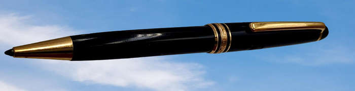 Pre-Owned Montblanc Meisterstück Gold-Coated Ballpoint Pen-SN GG1972999 -Ink is Dry -No Box