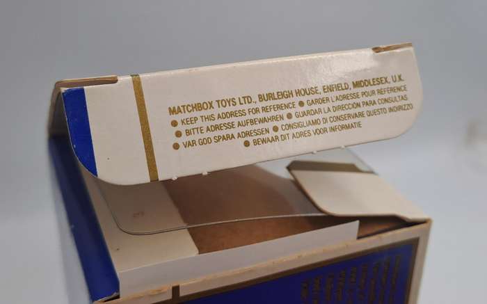 1990-Matchbox Dinky Collection `1945 Delahaye 145 - 1/43 DY 14 boxed