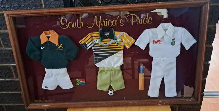 Limited Edition No 89 of 1000 "South African Pride" Framed Behind Glass-Rugby,Soccer and Cricket Man