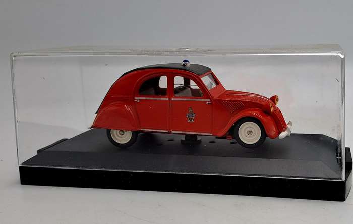Die Cast Vitesse - Citroen 2CV 1957 / Pompiers De Paris 1/43 (Limited Edition No 649 of 5000)