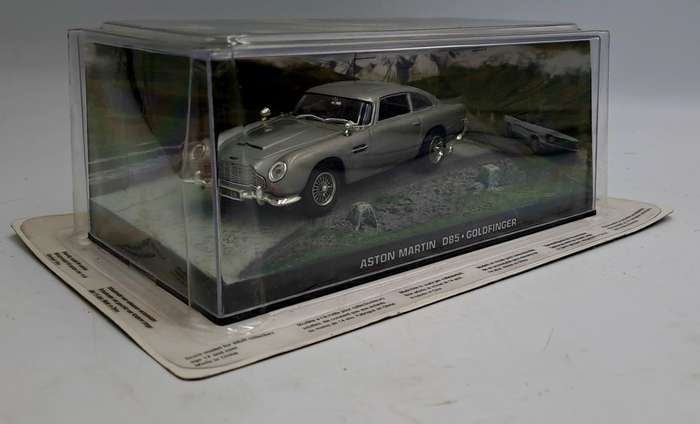 2007 GE Fabbri Ltd 007 Austin Martin DB5 - Goldfinger 1/43 scale- Die Cast-No Magazine