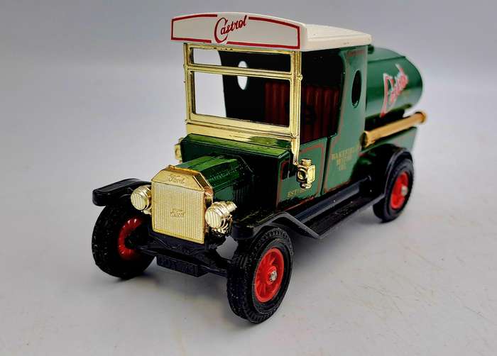 1978 Matchbox Y-3 Models of Yesteryear 1912 Ford Model T Castrol Tanker- Lesney Products
