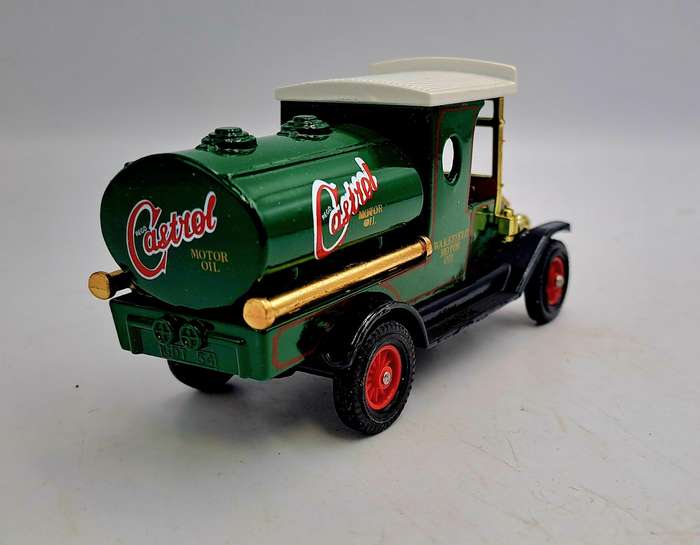 1978 Matchbox Y-3 Models of Yesteryear 1912 Ford Model T Castrol Tanker- Lesney Products