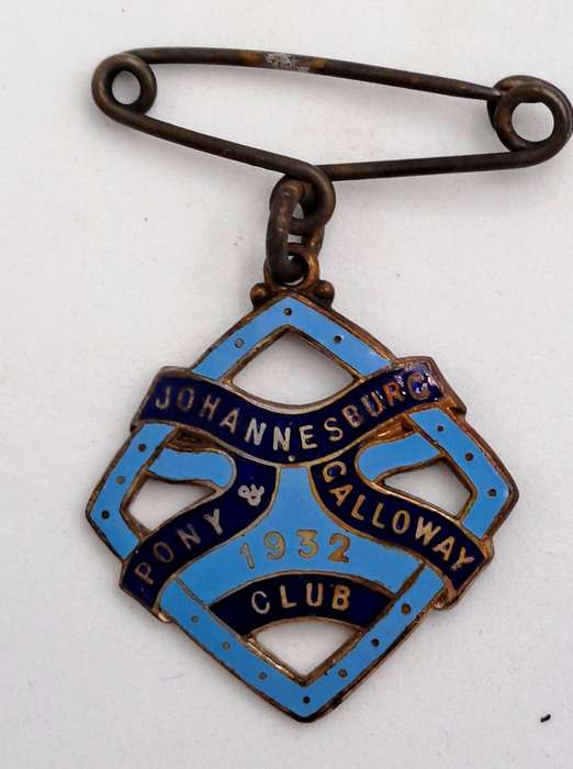 Vintage 1932 Johannesburg Pony& Galloway CLUB No 3 Badge -Brass & Enamel