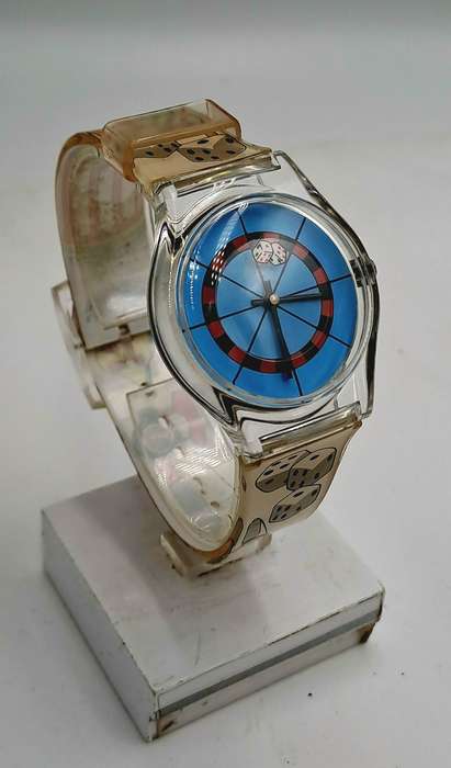 Pre-Owned 1999 Macau Quartz watch -dice hand - Working