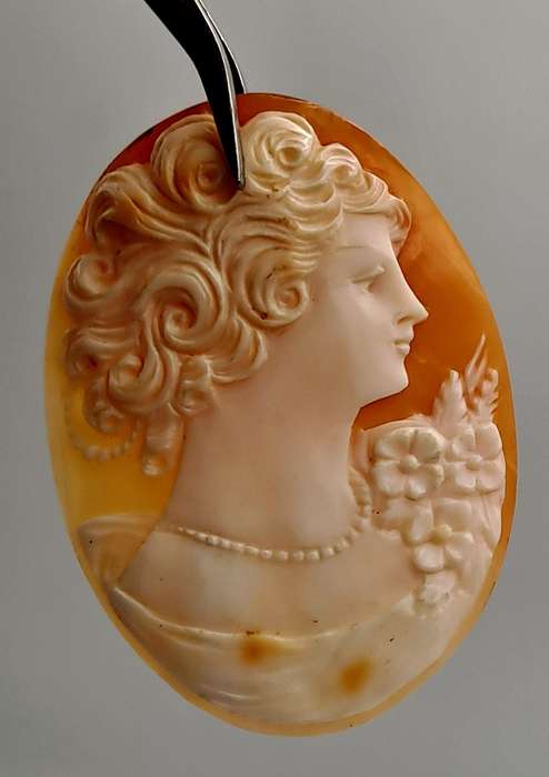 Vintage Cameo (Not Mounted) 4,6mm x 3,3mm