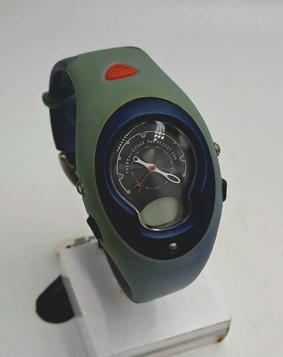 Vintage Nike ACG Thermal Gauge watch Unused -still with Price tag ,needs a Battery