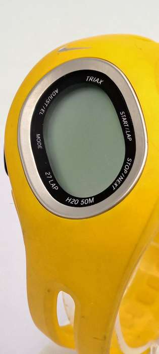 Nike TRIAX S27 WR0066-707 watch Unused -still with Price tag ,needs a Battery
