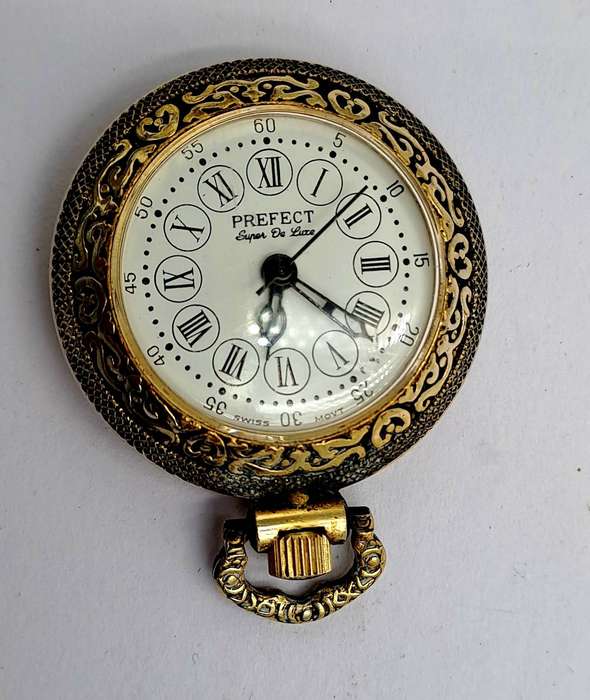 Vintage Swiss Made Ladies Prefect Super de Luxe pocket watch-NOT WORKING
