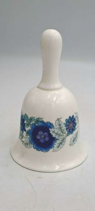 Vintage Wedgwood Clementine Bone China Porcelain Dinner Bell 11cm x 7,7cm