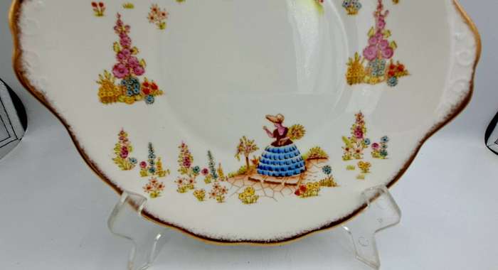 Rare 1930's Royal Albert Dainty Dinah Cake Plate -Excellent Condition(2 available)