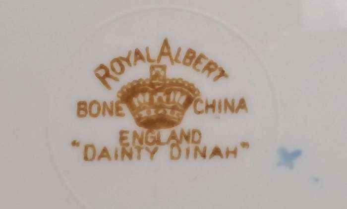 Rare 1930's Royal Albert Dainty Dinah Cake Plate -Excellent Condition(2 available)