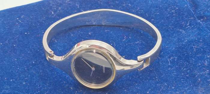 Vintage Ladies Seiko 11-7961 Mechanical watch 17 Jewels -Working-Boxed