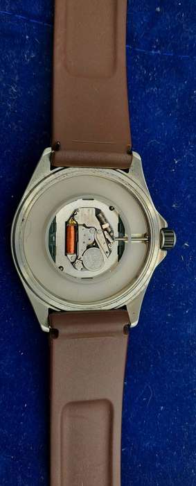 Pre-Owned 2007 Men's Jeep Model 1039 Quartz Watch-Working -Silicon strap
