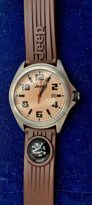 Pre-Owned 2007 Men's Jeep Model 1039 Quartz Watch-Working -Silicon strap