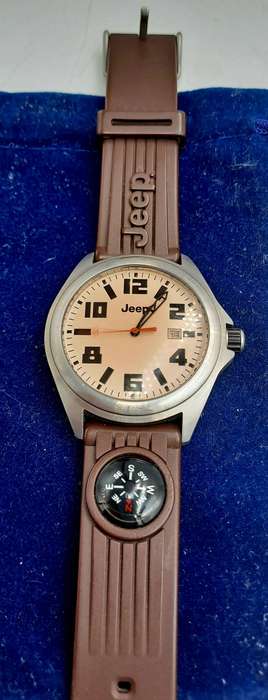 Pre-Owned 2007 Men's Jeep Model 1039 Quartz Watch-Working -Silicon strap