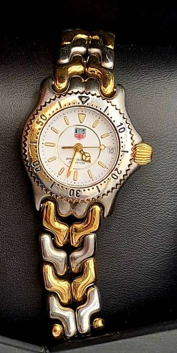 Original Pre-Owned Tag Heuer 2.96 Ladies Quartz watch 7 Jewels -Boxed -Working