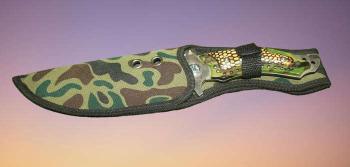 Pre-Owned USA Saber Survival Knife with Canvas Sheath