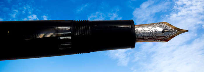 Pre-Owned Mont Blanc Meisterstruct 146 Fountain pen with Medium 4810 14kt Gold Nib-Engraved Air Zimb