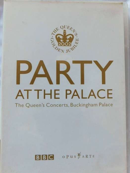 PARTY AT THE PALACE  - Queen's  Golden Jubilee Tribute Concert [DVD] 28 Tracks