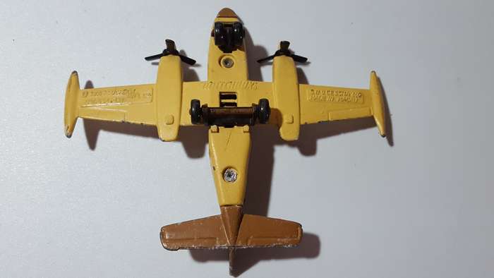 MATCHBOX 1974 SB 9 Cessna 402