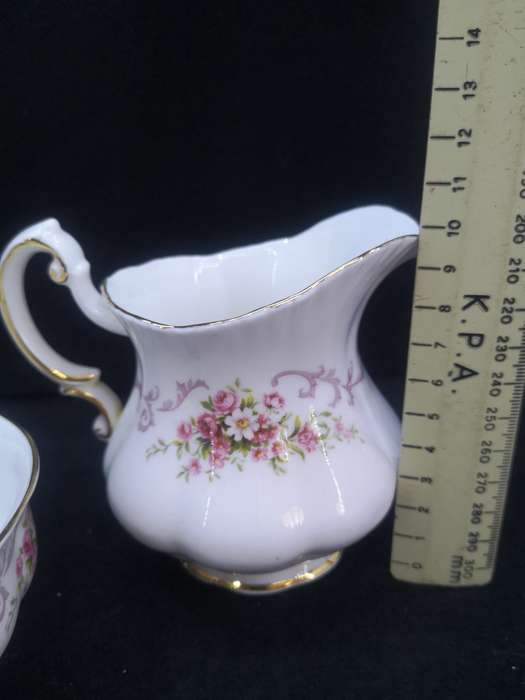 Paragon  Rose Bouquet milk jug and sugar bowl