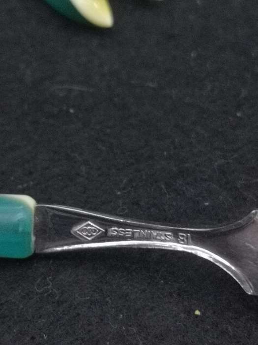 Vintage cake/party forks