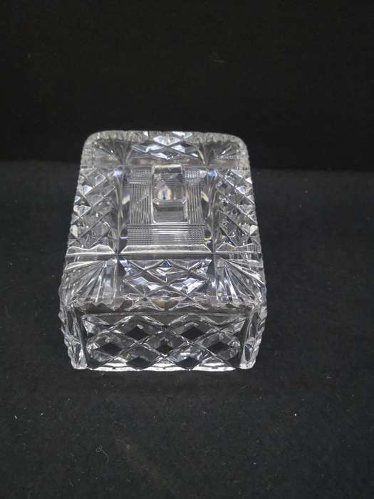 Vintage glass cheese/butter cover