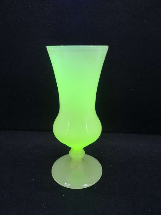 Uraium glass vase