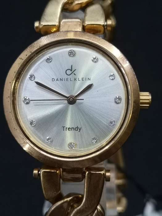 Daniel Klein Trendy ladies watch - untested from shop auction