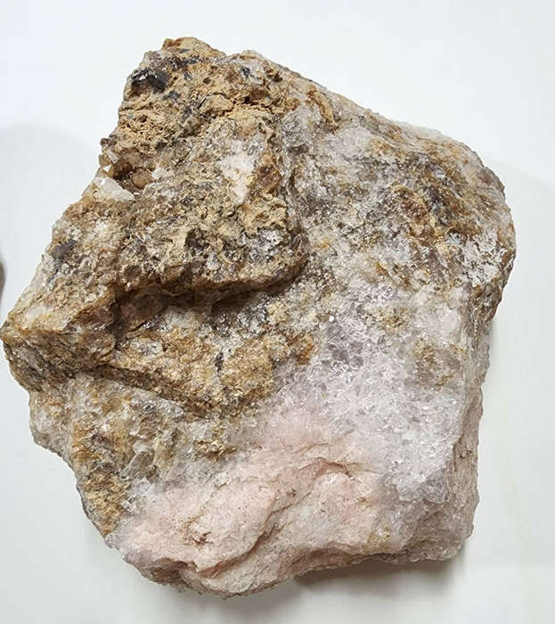 Semi-precious Gemstone - Lot 8