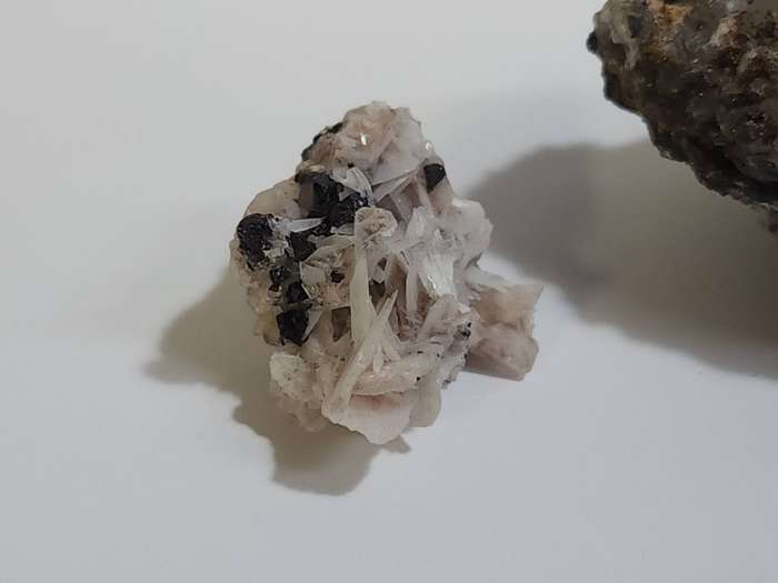 Semi-precious Gemstone - Lot 1