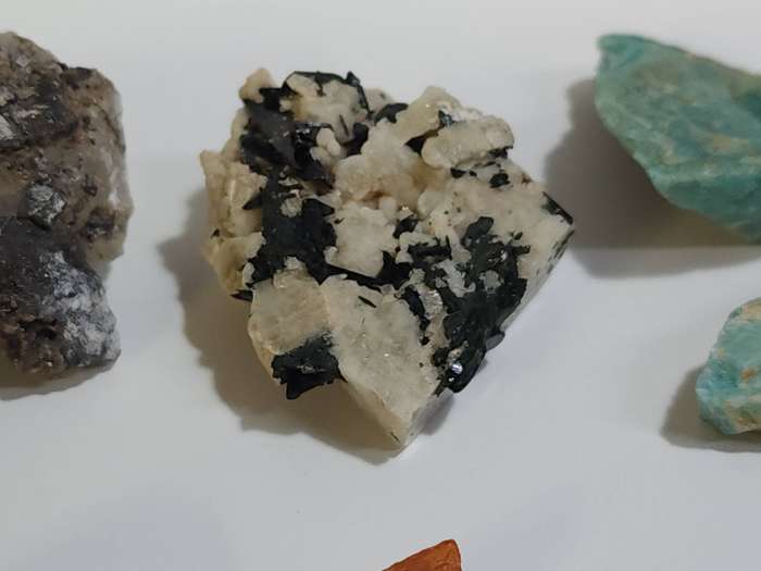Semi-precious Gemstone - Lot 1