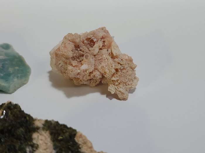 Semi-precious Gemstone - Lot 1