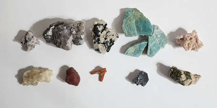 Semi-precious Gemstone - Lot 1