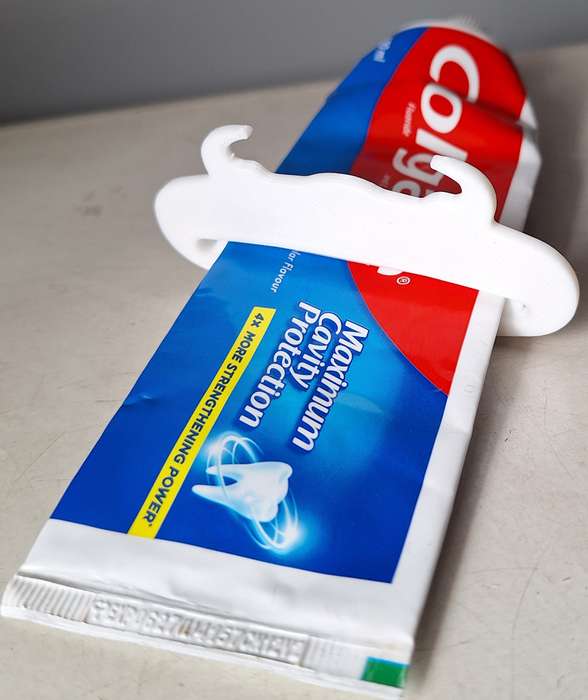 Buffalo Toothpaste squeezer (White)