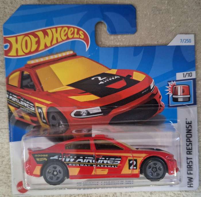 Hot Wheels '15 Dodge Charger SRT