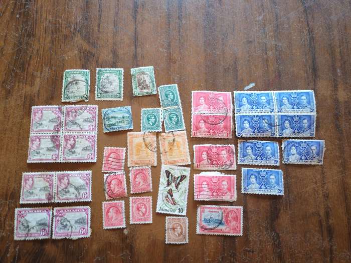 Big lot of vintage Jamaica stamps