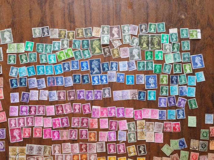 Massive lot of 400+ vintage Great Britain stamps