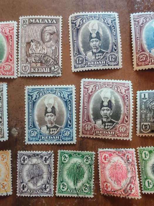 Big lot of Malaya - Kedah and Kelantan stamps
