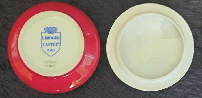 Vintage French Round 22ct Porcelain Jewellery ~ Limoges