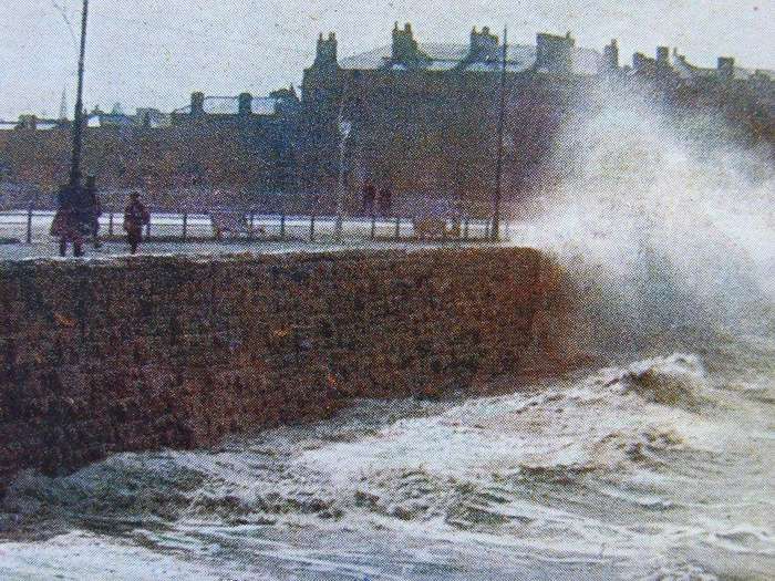 Photochrom Celesque Series POSTCARD - Weston-Super-Mare: Rough Sea
