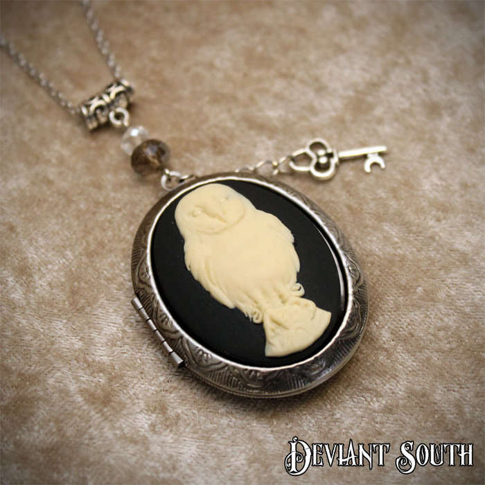 Deviant South Midnight Owl Cameo Locket, Silver 1.8mm Stainless Steel Chain