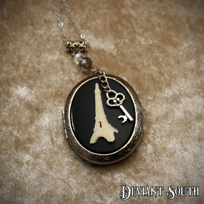 Deviant South Eiffel Tower Cameo Locket, Silver 1.8mm Stainless Steel Chain