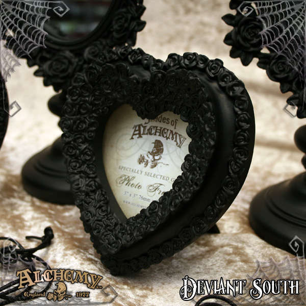 Alchemy Gothic SA21 Small Black Rose Heart Photo Frame